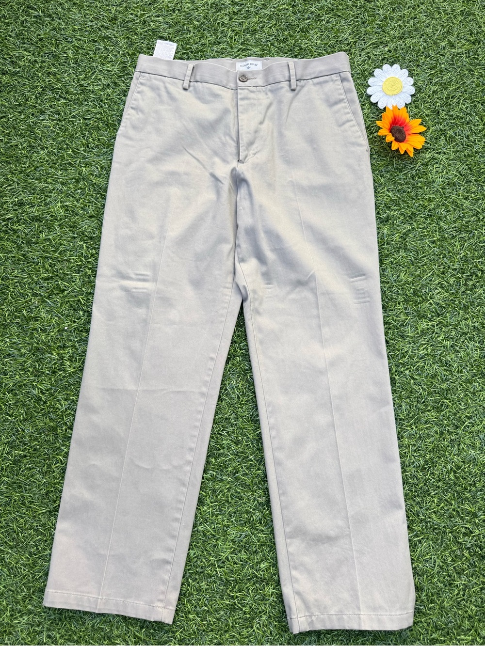 🤎🩶Dockers Straight Fit Khaki Chino Pants Size 33x30